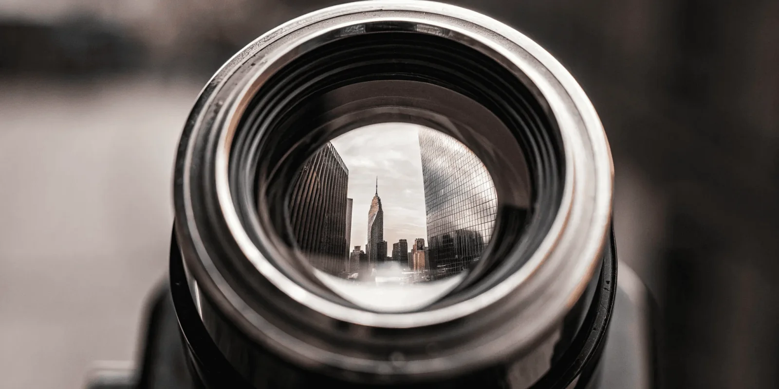 5 Free AI LinkedIn Photo Generators for a Pro Headshot